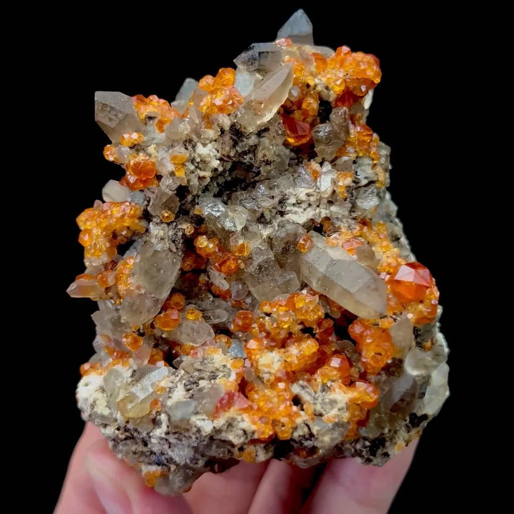 Natural Garnet Mineral Specimen,High Quality Specimen,YUNXIAO,FUJIAN,CHINA(82*65*38mm) - image 4