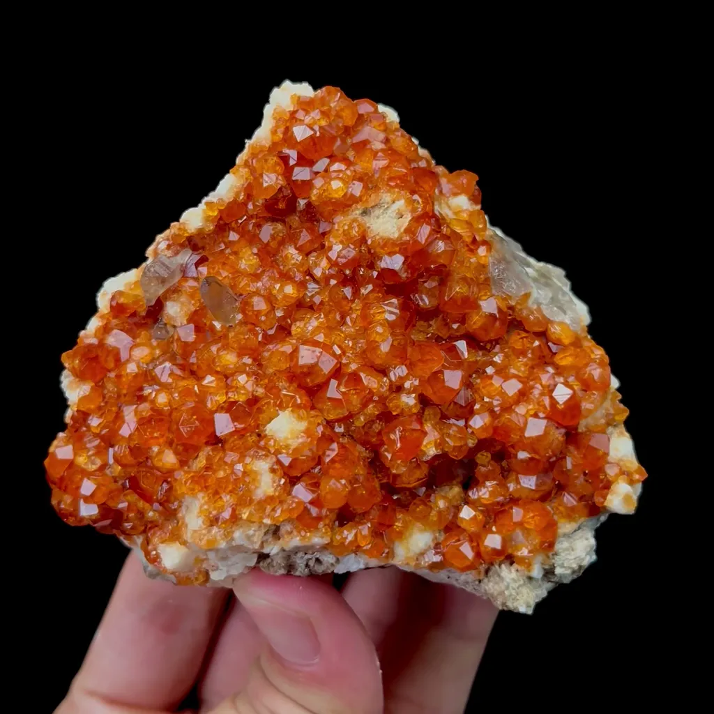 Natural Garnet Mineral Specimen,High Quality Specimen,YUNXIAO,FUJIAN,CHINA(93*76*37mm) - image 4