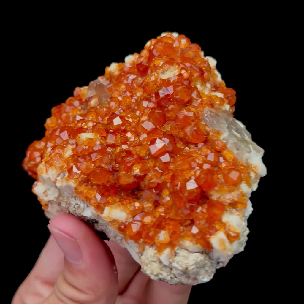 Natural Garnet Mineral Specimen,High Quality Specimen,YUNXIAO,FUJIAN,CHINA(93*76*37mm) - image 2