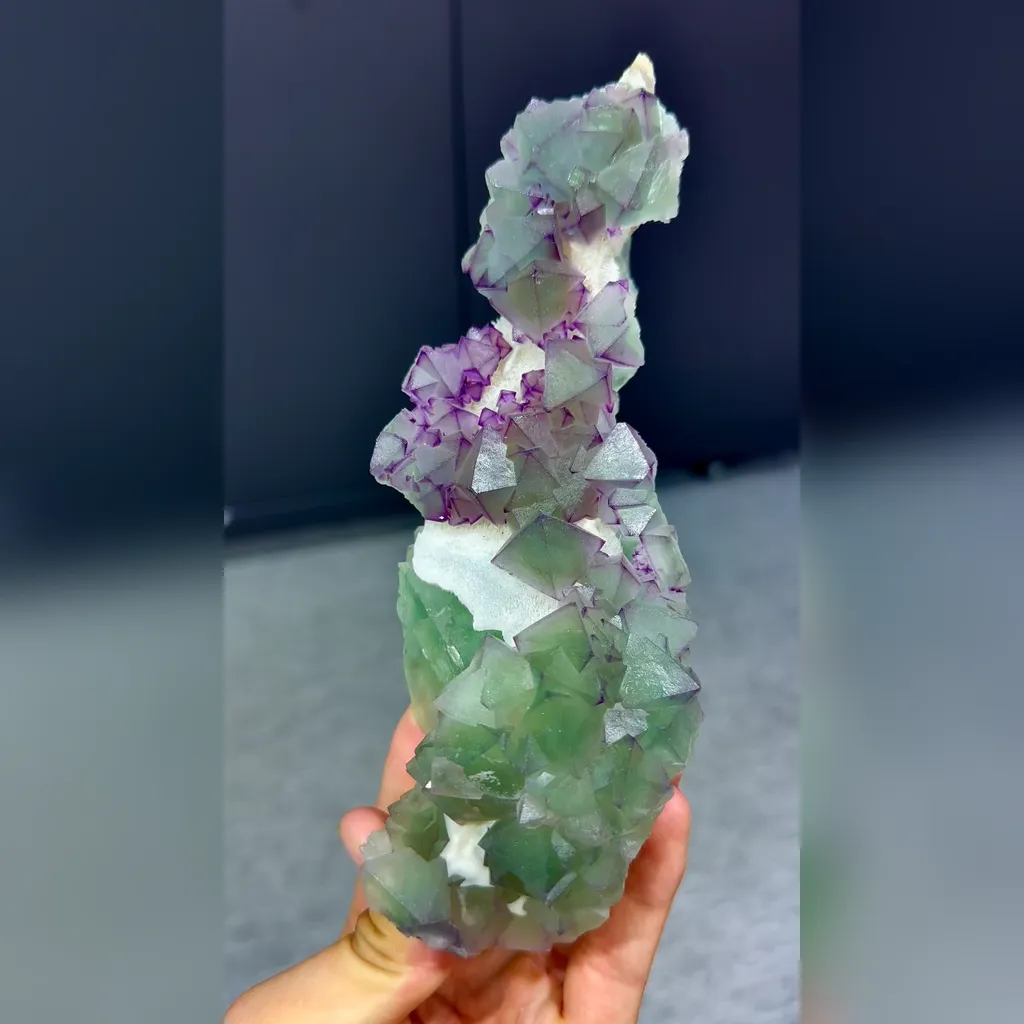 Natural Green and Purple Octahedral Fluorite comes from De'an,Jiangxi 60*45*180MM - image 2