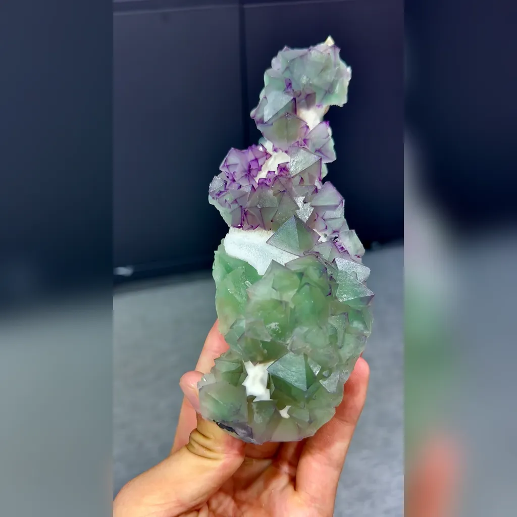 Natural Green and Purple Octahedral Fluorite comes from De'an,Jiangxi 60*45*180MM - image 3