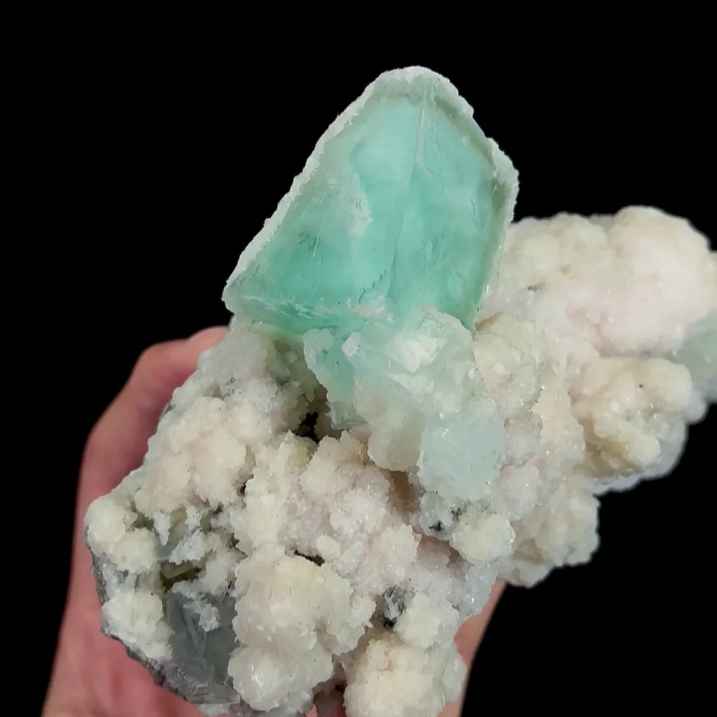 Natural Green Cube Fluorite and Calcite, Mineral Specimen:Xianghualing,Hunan (145*75*80MM) - image 3