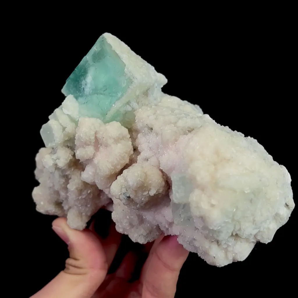 Natural Green Cube Fluorite and Calcite, Mineral Specimen:Xianghualing,Hunan (145*75*80MM) image