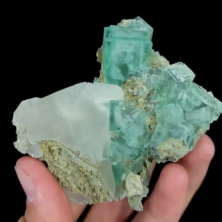 Natural Green Cube Fluorite and Calcite, Mineral Specimen:Xianghualing,Hunan (80*55*45MM) - image 5
