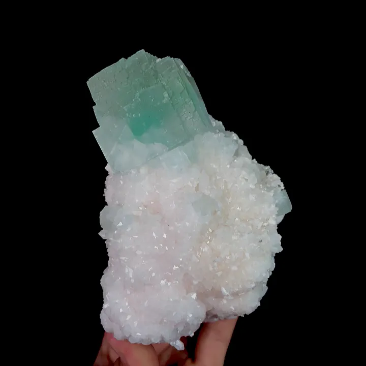 Natural Green Cube Fluorite and Quartz, Mineral Specimen: Xianghualing,Hunan (70*125*70MM) - image 4