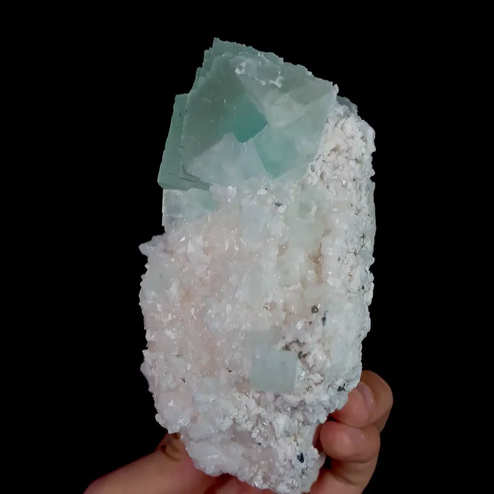 Natural Green Cube Fluorite and Quartz, Mineral Specimen: Xianghualing,Hunan (70*125*70MM) - image 3