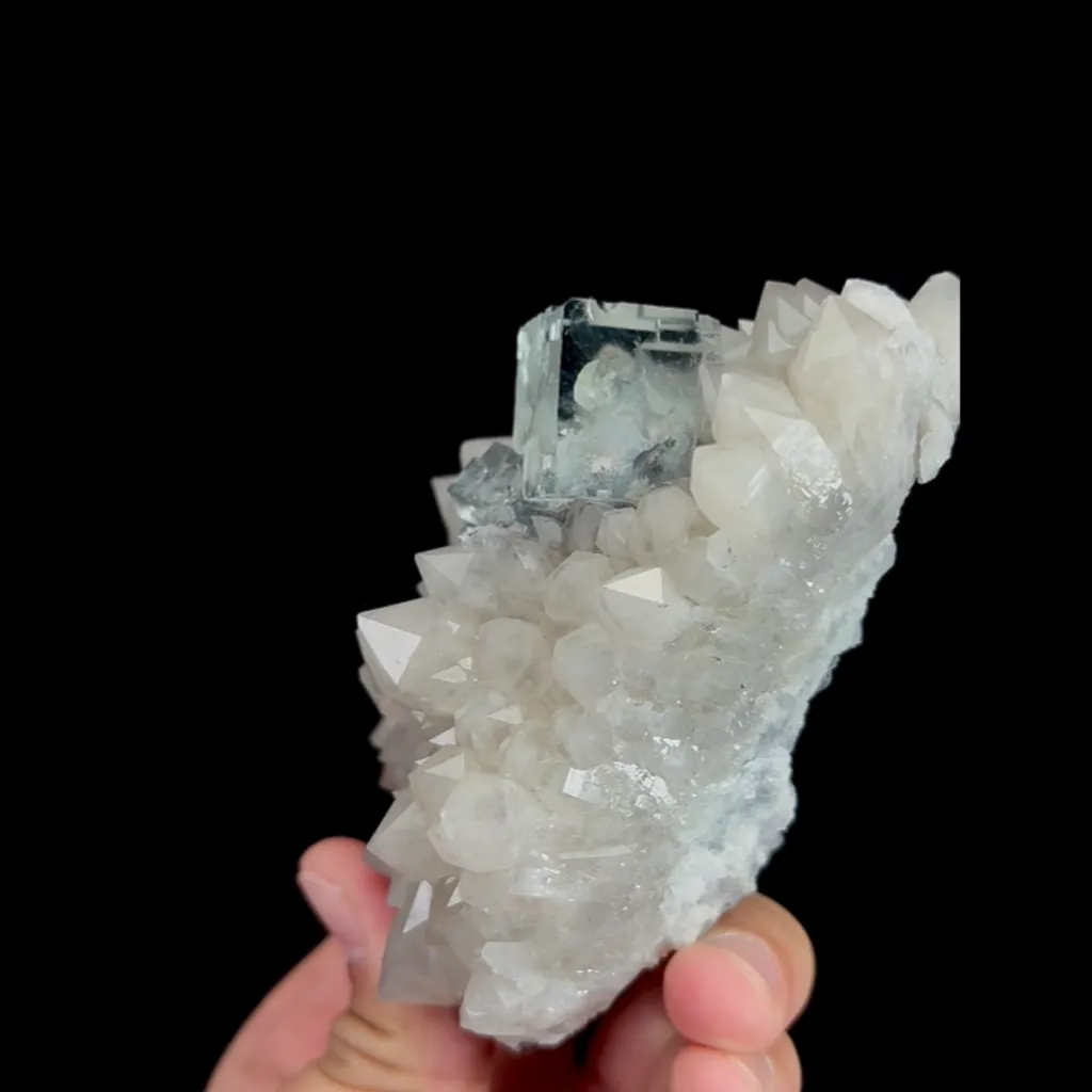 Natural Green Cube Fluorite and Quartz, Mineral Specimen:Zhejiang,China (80*110*55MM) - image 5