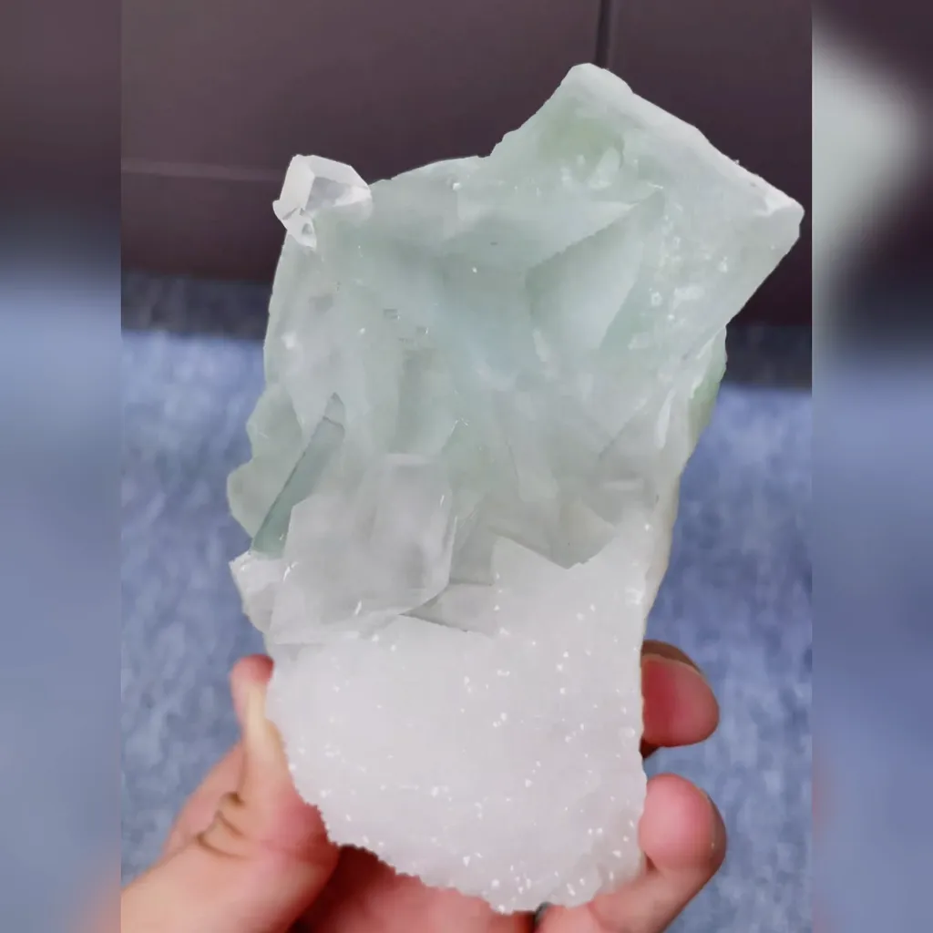 Natural Green Cube Fluorite and Quartz Symbiosis comes from Xianghualing,Hunan 65*115*45MM - image 4