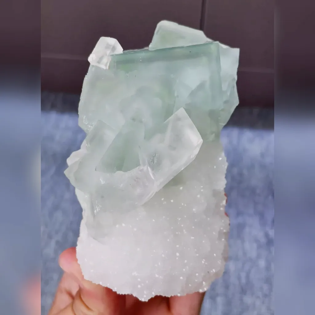 Natural Green Cube Fluorite and Quartz Symbiosis comes from Xianghualing,Hunan 65*115*45MM image