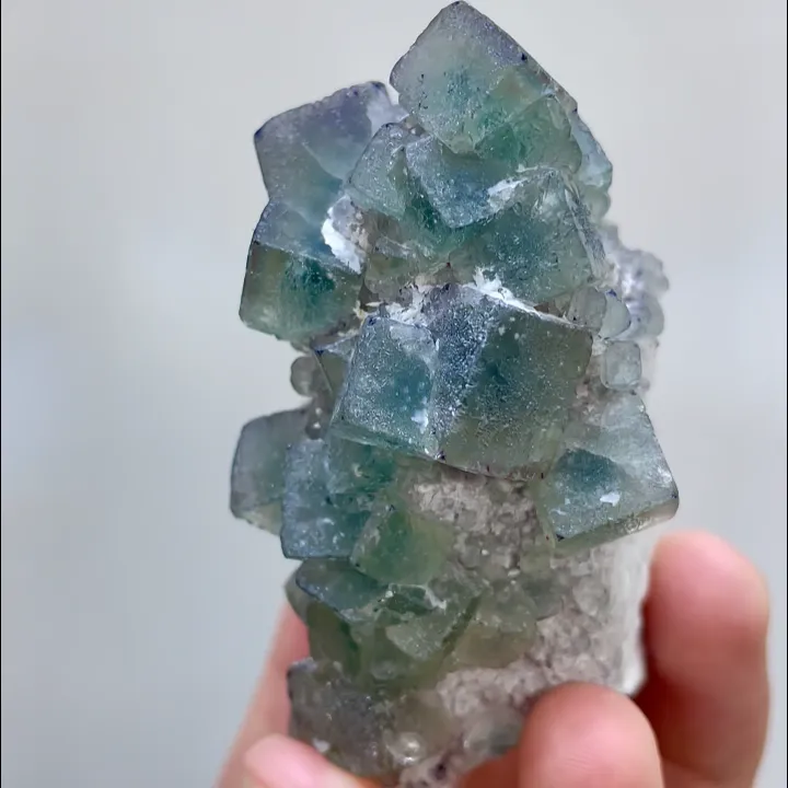 Natural Green Cube Fluorite, Mineral Specimen: Inner Mongolia,China (45*65*40MM) image