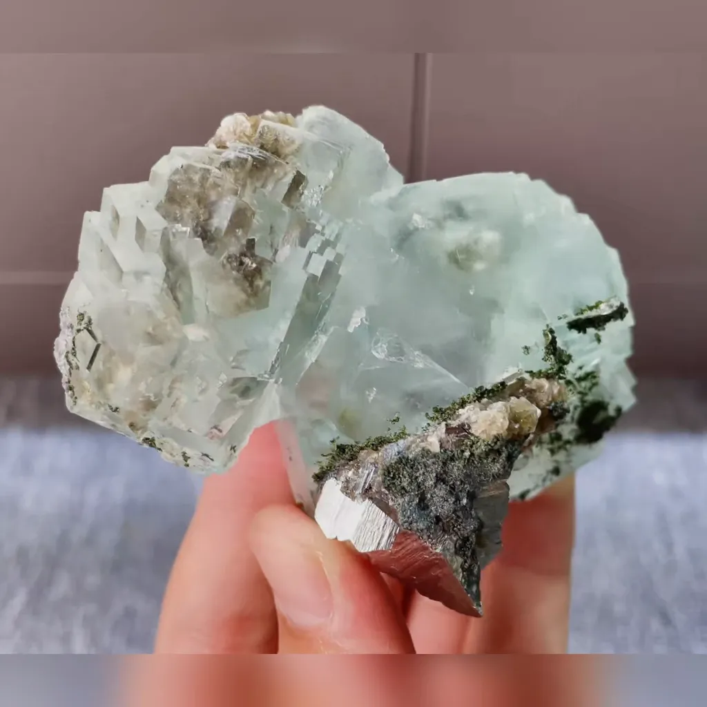 Natural Green Cubic Fluorite and Arsenopyrite Symbiosis comes from Xianghualing,Hunan 90*60*45MM - image 3