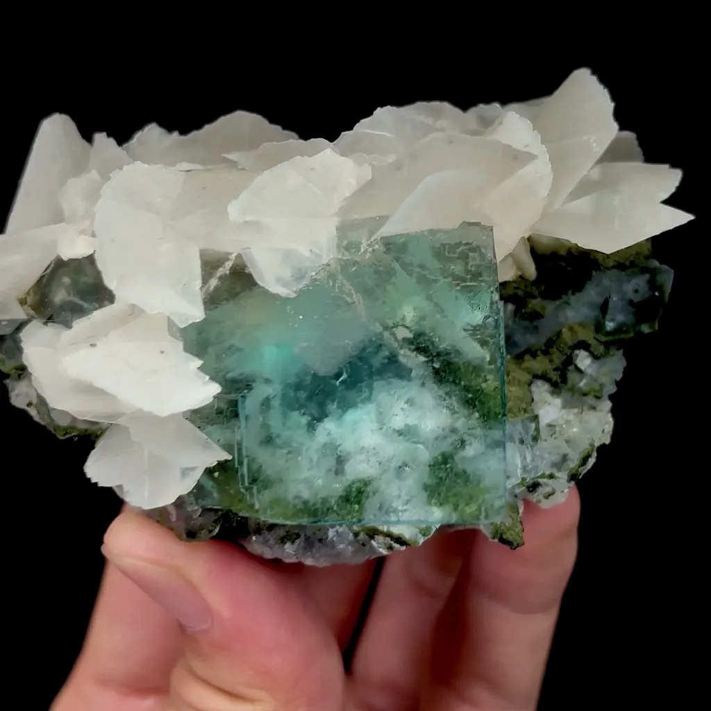 Natural Green Cubic Fluorite and Calcite Mineral Specimen,High Quality Specimen,XIANGHUALING,HUNAN,CHINA(90*60*45mm) - image 3