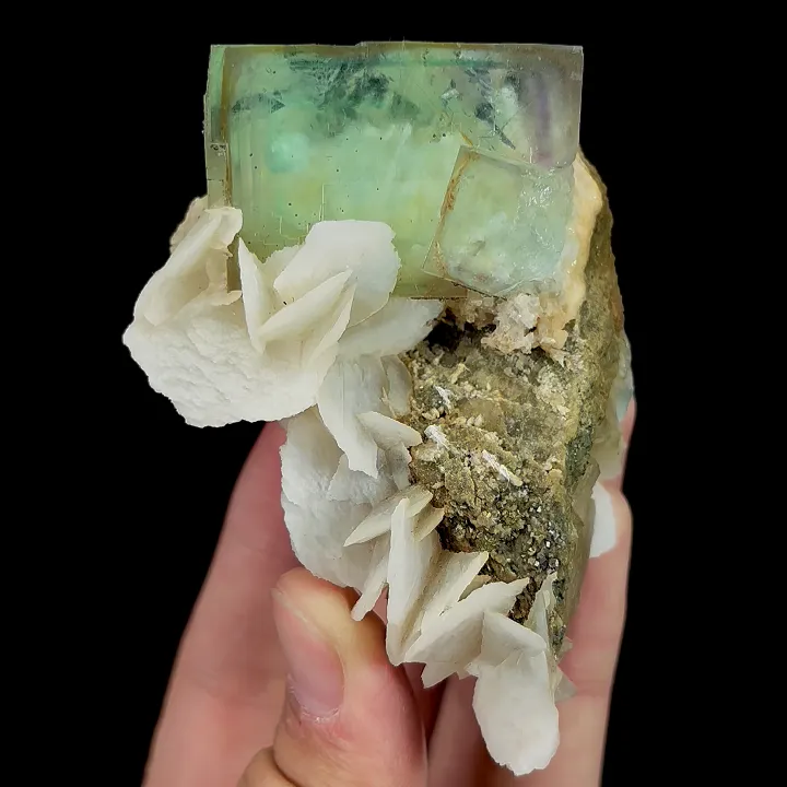 Natural Green Cubic Fluorite and Flaky Calcite, Mineral Specimen:Xianghualing,Hunan (60*75*55MM) - image 5