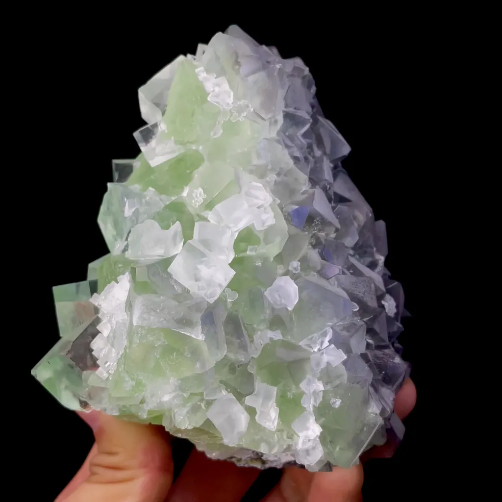 Natural Green Cubic Fluorite and Octahedral Fluorite Symbiosis comes from Zhejiang,China 100*115*80MM image