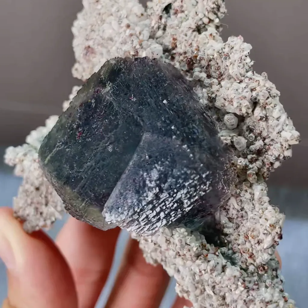 Natural Green Cubic Fluorite and Quartz Symbiosis comes from Fujian,China 90*75*40MM - image 2