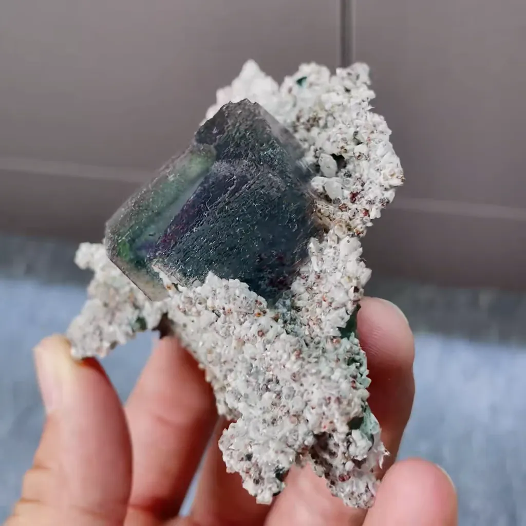 Natural Green Cubic Fluorite and Quartz Symbiosis comes from Fujian,China 90*75*40MM - image 3