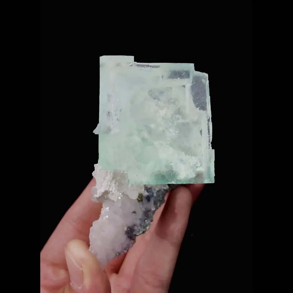 Natural Green Cubic Fluorite and Quartz Symbiosis comes from Xianghualing,Hunan 40*75*55MM image