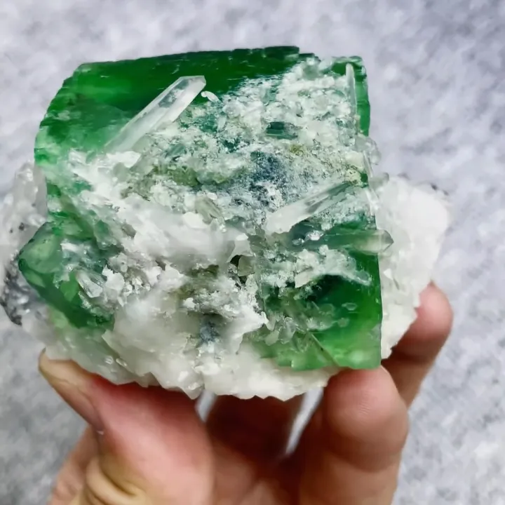 Natural Green Cubic Fluorite and Quartz Symbiosis comes from Yaogangxian,Hunan 80*50*40MM - image 4