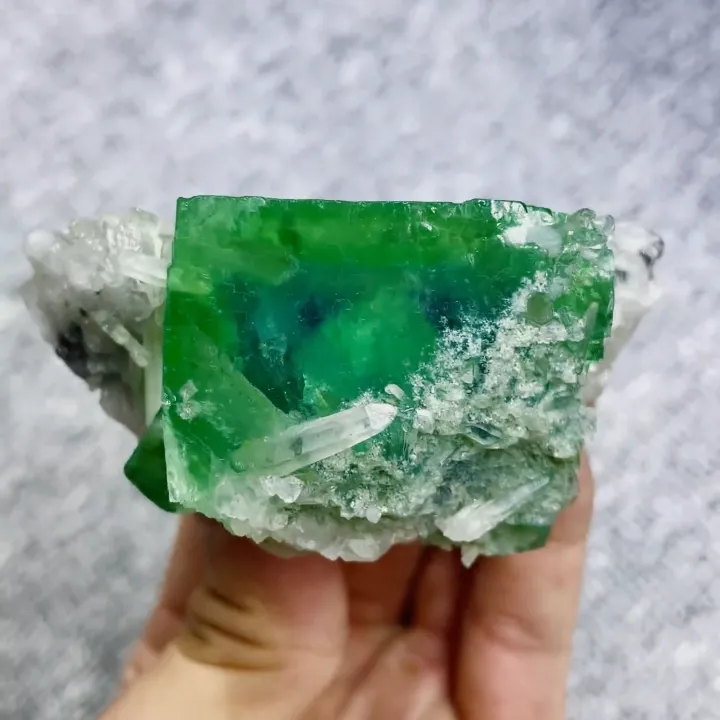 Natural Green Cubic Fluorite and Quartz Symbiosis comes from Yaogangxian,Hunan 80*50*40MM - image 5