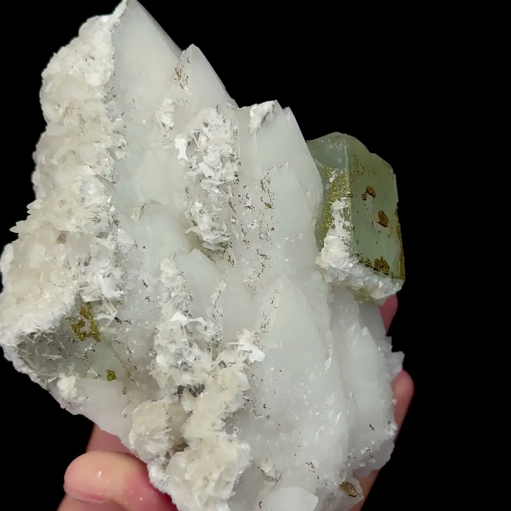 Natural Green Cubic Fluorite and White Crystal Mineral Specimen,High Quality Specimen,YAO GANG XIAN,HUNAN,CHINA(130*103*87mm) - image 3