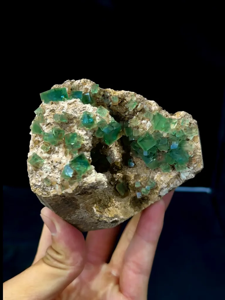 Natural Green Cubic Fluorite comes from Huangshaping,Chenzhou 90*75*60MM - image 4