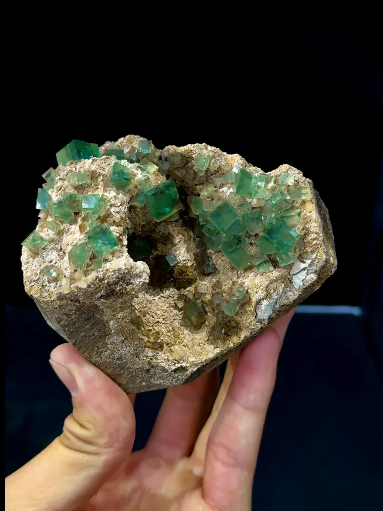 Natural Green Cubic Fluorite comes from Huangshaping,Chenzhou 90*75*60MM - image 7
