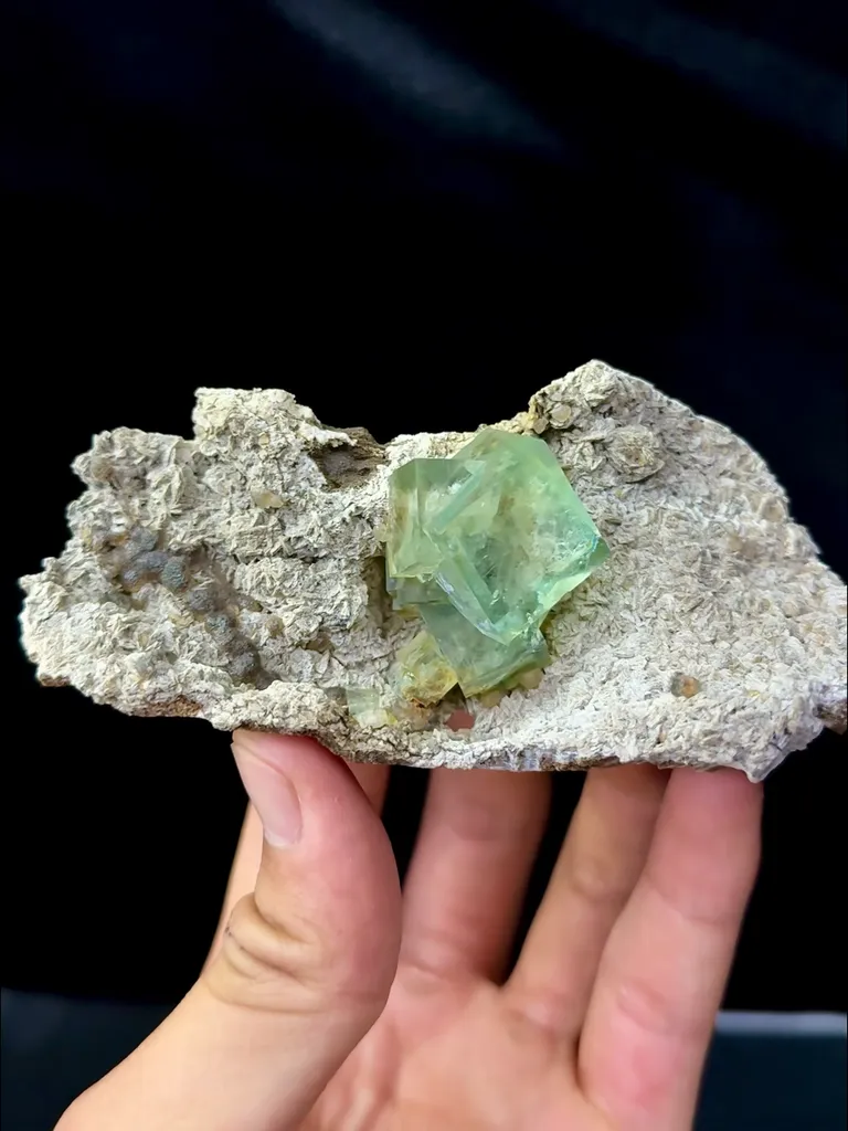 Natural Green Cubic Fluorite comes from Xianghualing, Hunan 100*45*30MM - image 2