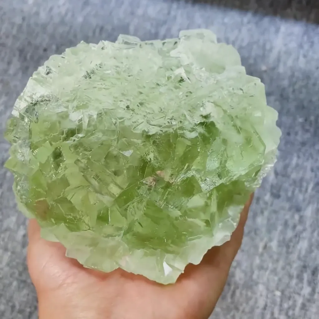 Natural Green Cubic Fluorite comes from Xianghualing,Hunan 110*110*65MM - image 3
