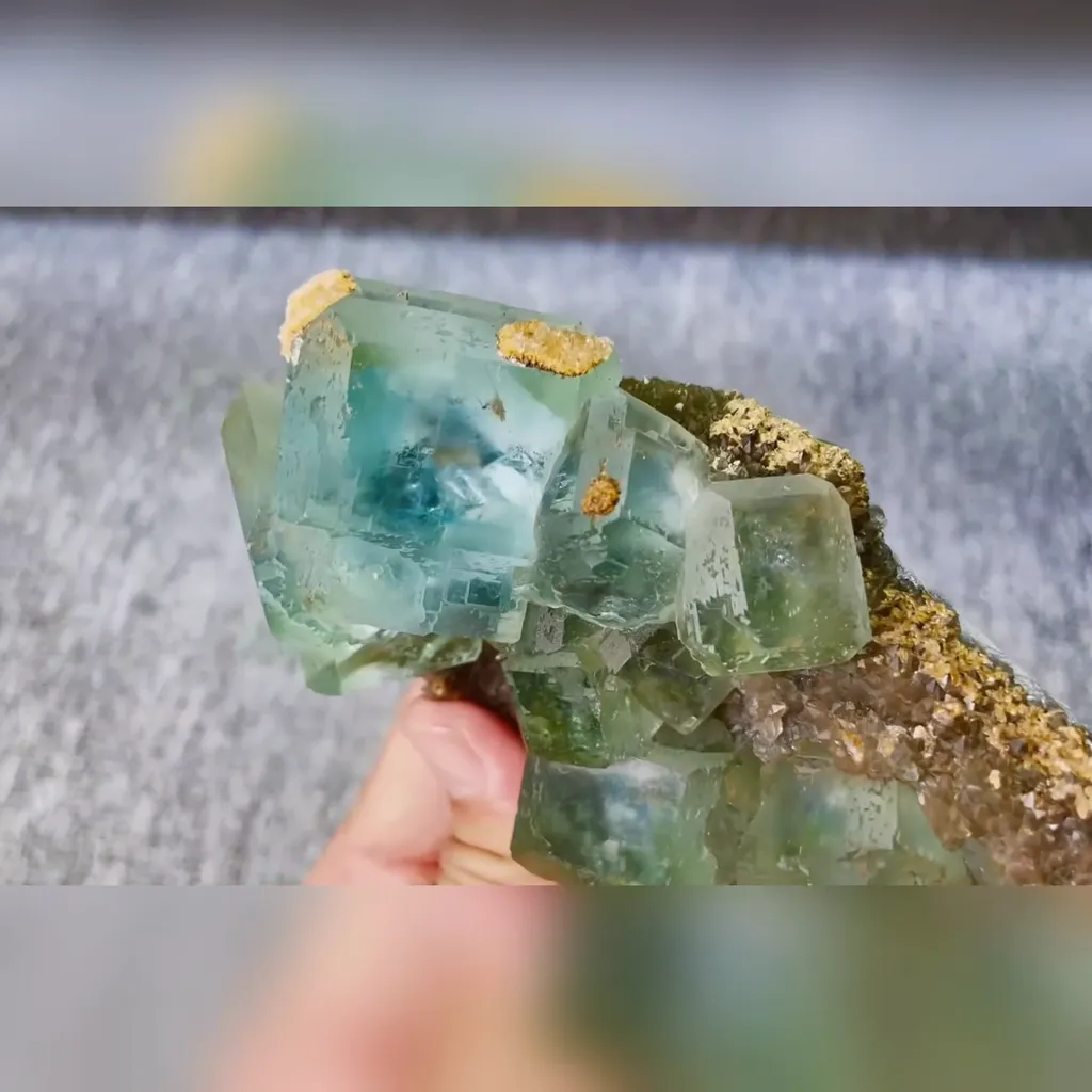 Natural Green Cubic Fluorite comes from Xianghualing,Hunan 125*75*50MM - image 5