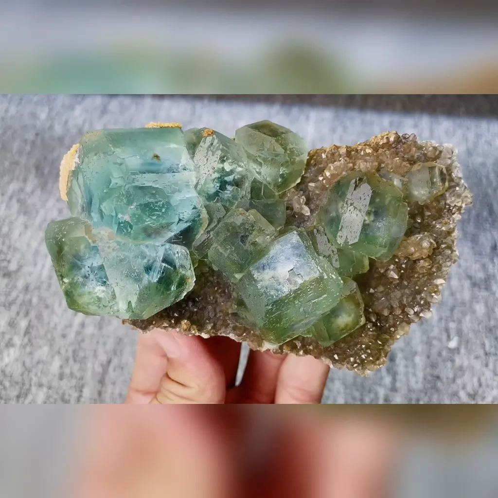 Natural Green Cubic Fluorite comes from Xianghualing,Hunan 125*75*50MM - image 2