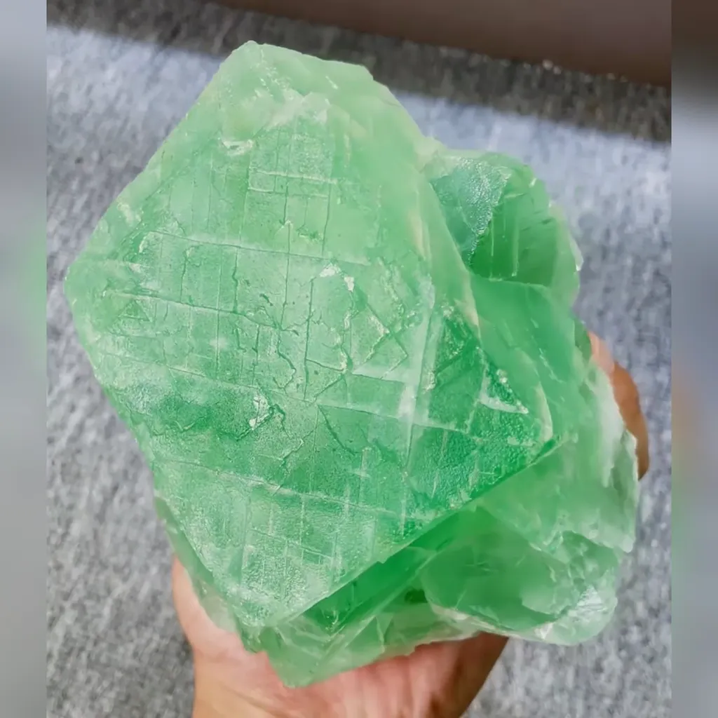Natural Green Cubic Fluorite comes from Xianghualing,Hunan 130*130*100MM - image 2