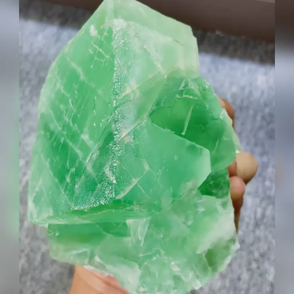 Natural Green Cubic Fluorite comes from Xianghualing,Hunan 130*130*100MM - image 3