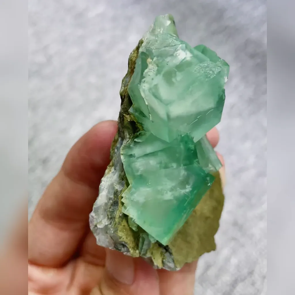 Natural Green Cubic Fluorite comes from Xianghualing,Hunan 55*70*30MM - image 4
