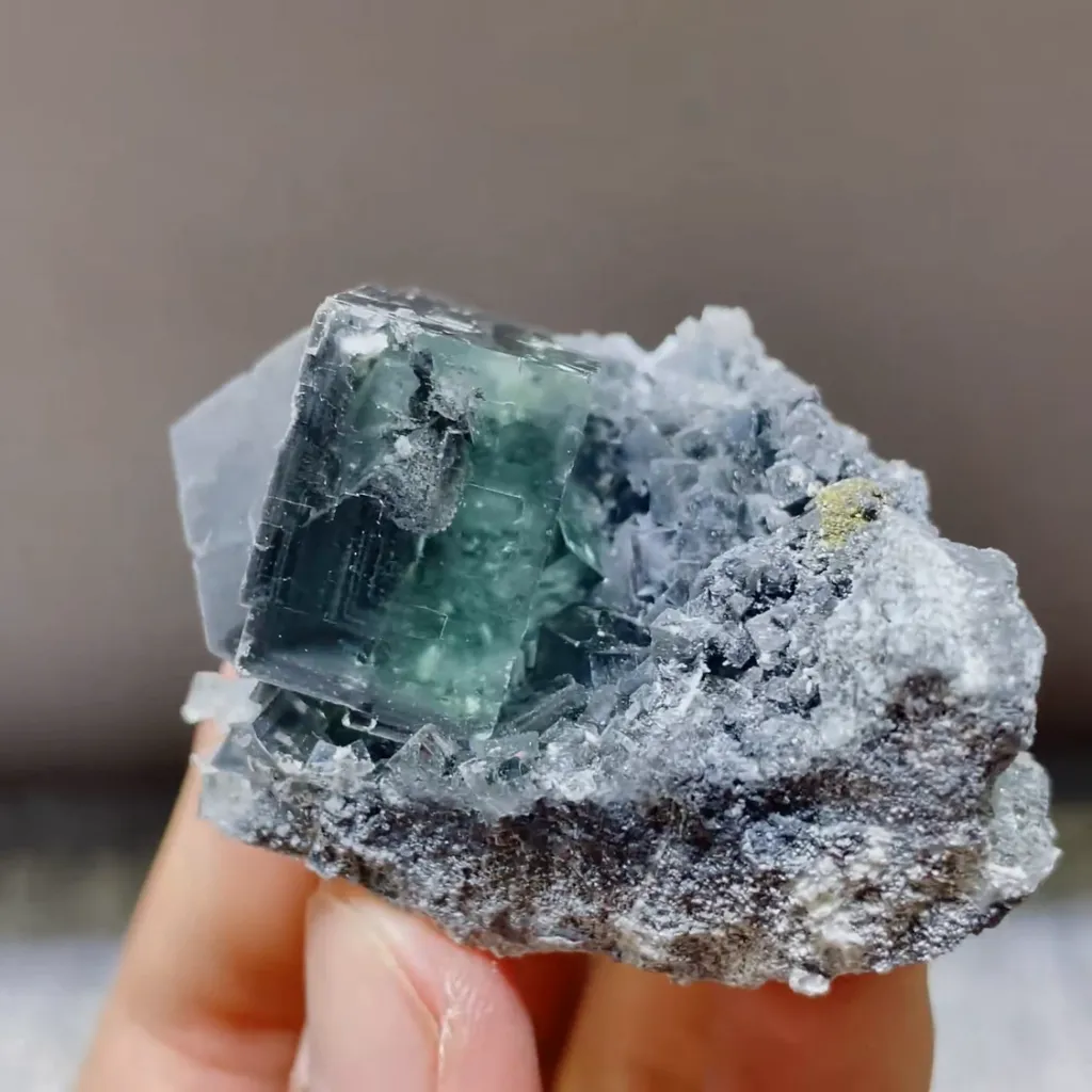 Natural Green Cubic Fluorite comes from Xianghualing,Hunan 59*40*35MM image