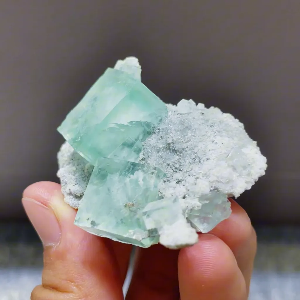 Natural Green Cubic Fluorite comes from Xianghualing,Hunan 60*40*20MM - image 2