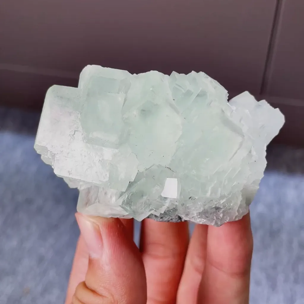 Natural Green Cubic Fluorite comes from Xianghualing,Hunan 65*40*35MM image