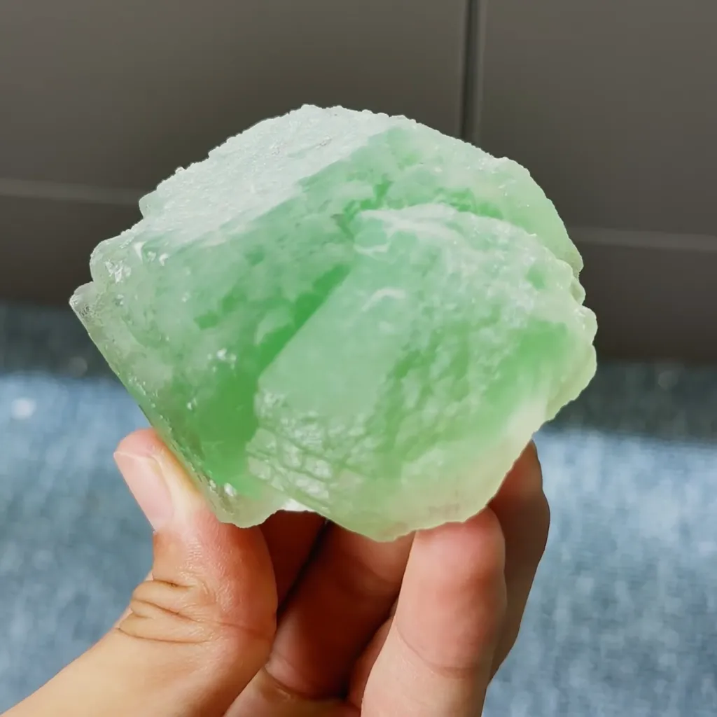 Natural Green Cubic Fluorite comes from Xianghualing,Hunan 80*60*40MM - image 3