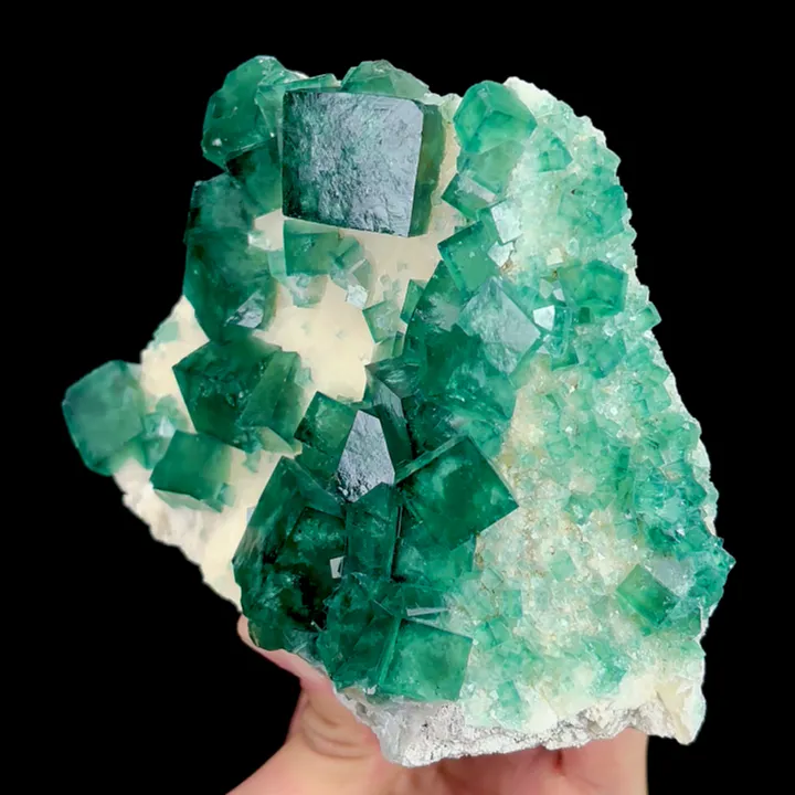 Natural Green Cubic Fluorite, Mineral Specimen: Madagascar (135*110*70MM) image