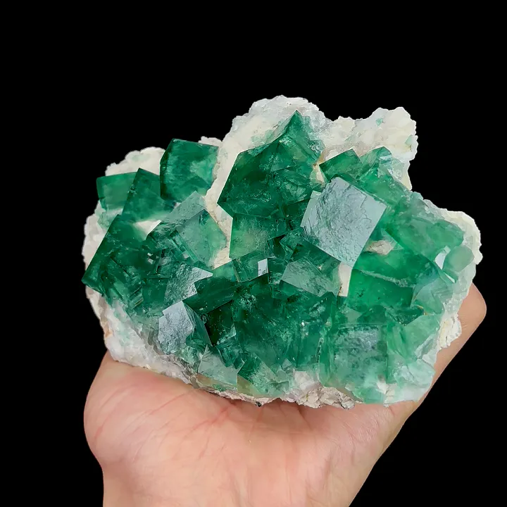 Natural Green Cubic Fluorite, Mineral Specimen: Madagascar (145*100*40MM) - image 2