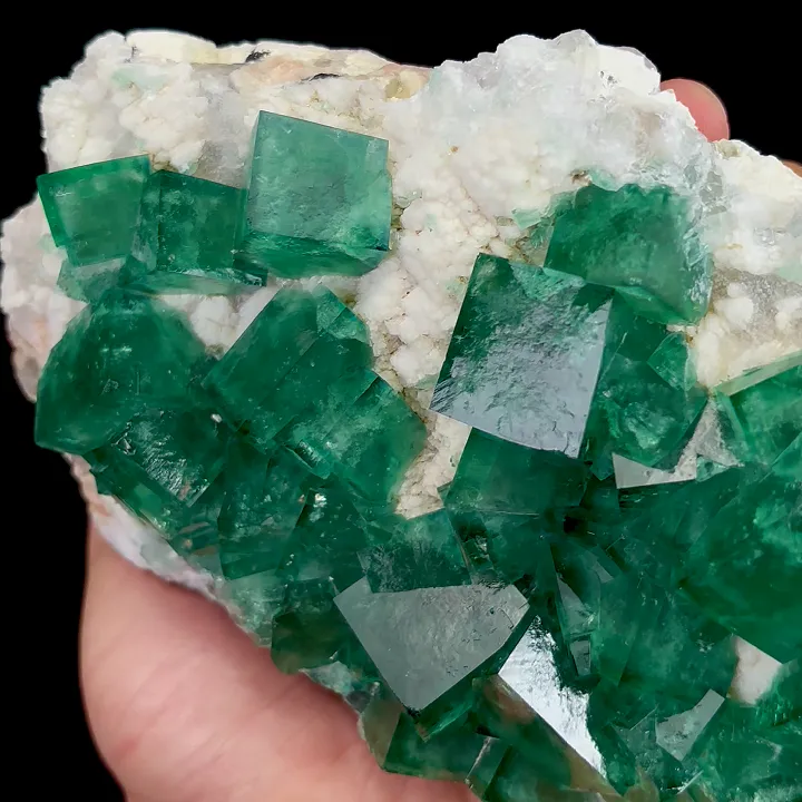 Natural Green Cubic Fluorite, Mineral Specimen: Madagascar (145*100*40MM) - image 4