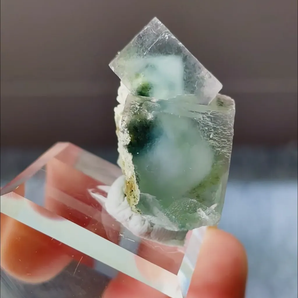Natural Green Cubic Fluorite Mineral Specimen,High Quality Specimen,XIANGHUALING,HUNAN,CHINA(20*25*15mm) - image 3