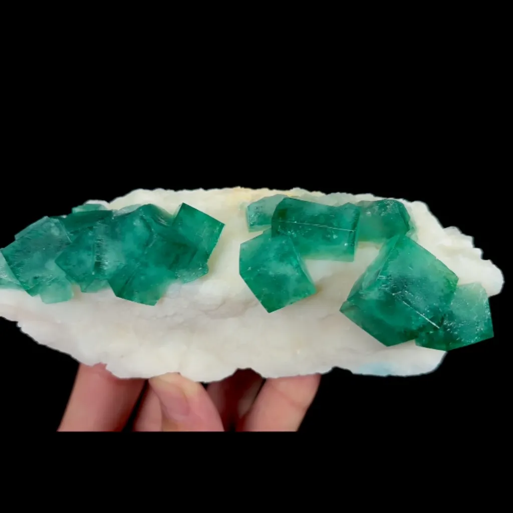 Natural Green Cubic Fluorite, Mineral Specimen:Madagascar (140*55*50MM) - image 3