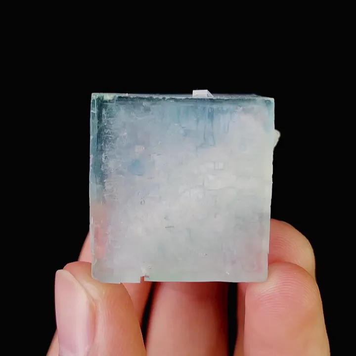 Natural Green Cubic Fluorite , Mineral Specimens: Xianghualing,Hunan (25*25*25MM) image