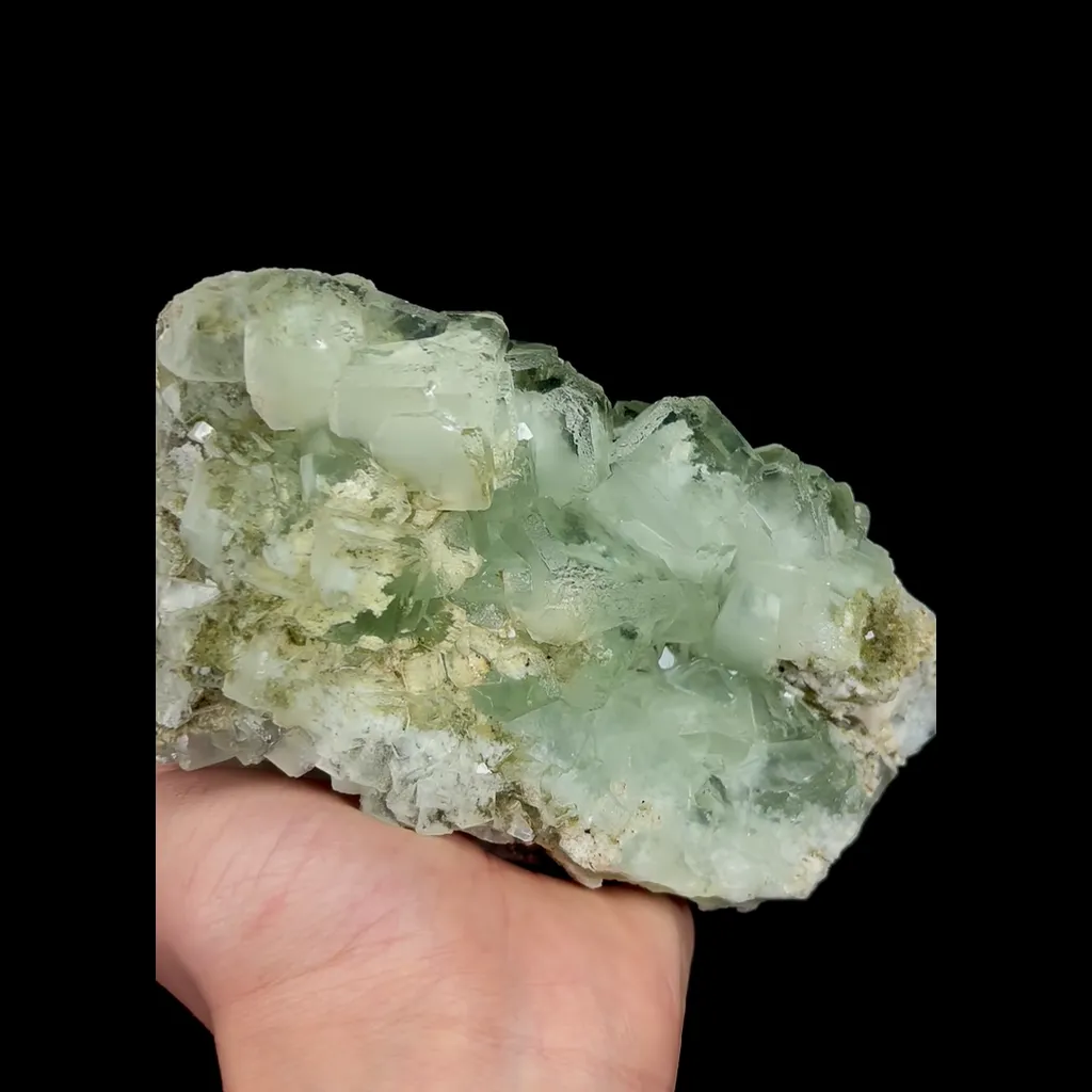 Natural Green Cubic Fluorite, Mineral Specimen:Xianghualing,Hunan (155*85*45MM) - image 3