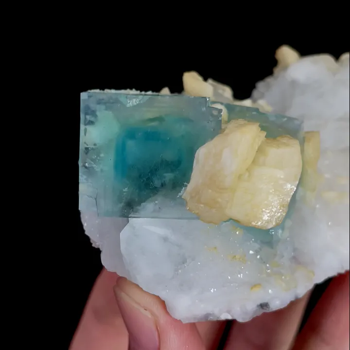 Natural Green Cubic Fluorite with Dolomite and Quartz, Mineral Specimen:Yaogangxian,Hunan (90*65*40MM) image