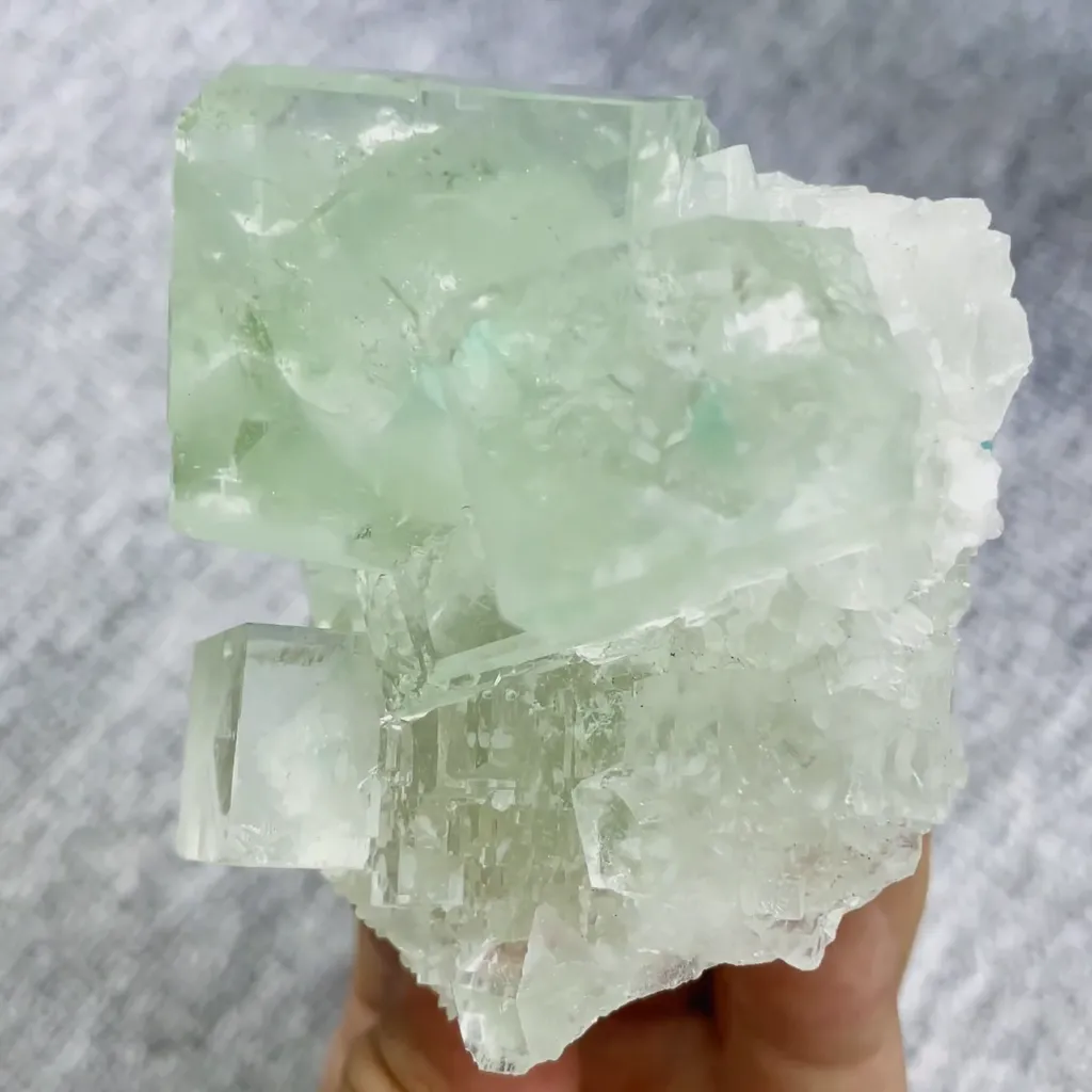 Natural Green Cubic Transparent Fluorite comes from Xianghualing,Hunan 85*70*50MM - image 2