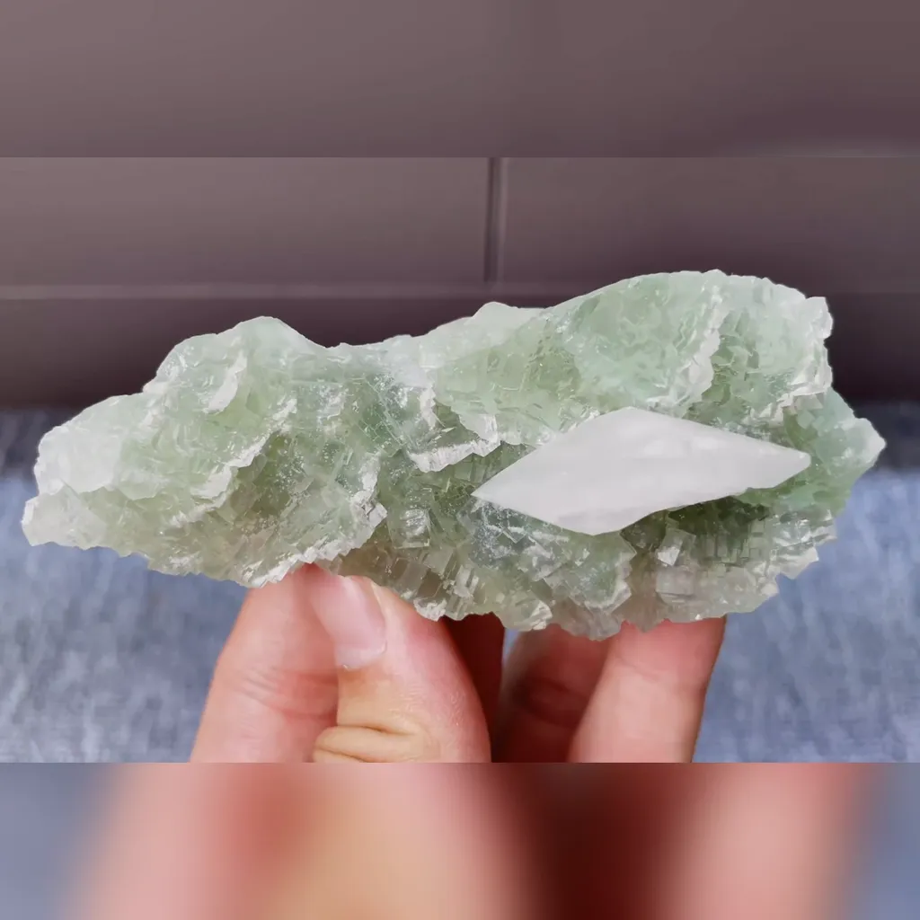 Natural Green Fluorite and Calcite comes from Xianghualing,Hunan 100*40*35MM - image 4
