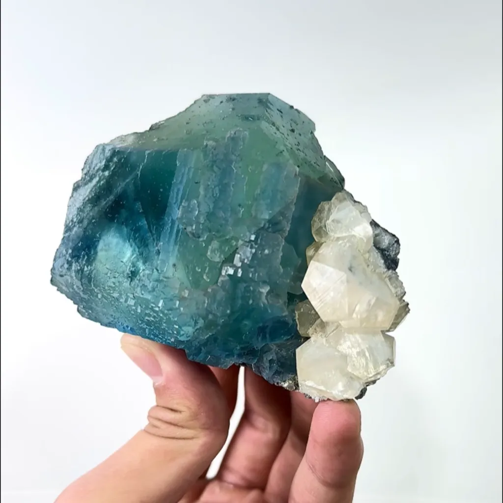 Natural Green Fluorite and Calcite, Mineral Specimen:Fujian,China (90*70*55MM) - image 2