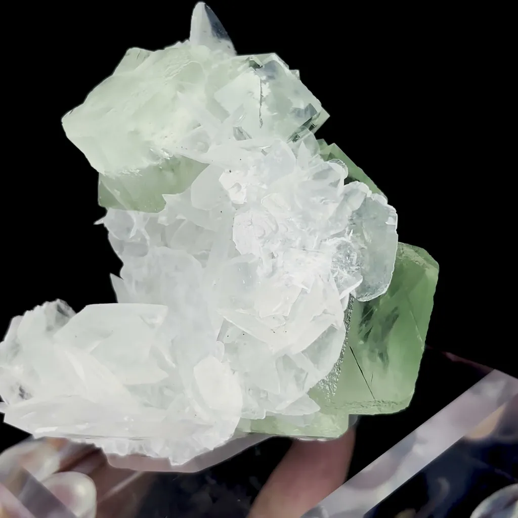 Natural Green Fluorite and Calcite Mineral Specimen,High Quality Specimen,XIANGHUALING,HUNAN,CHINA(85*80*51mm) - image 3
