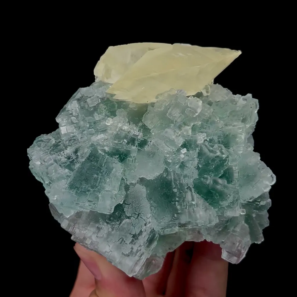 Natural Green Fluorite and Calcite Mineral Specimen,High Quality Specimen,XIANGHUALING,HUNAN,CHINA(86*77*72mm) image